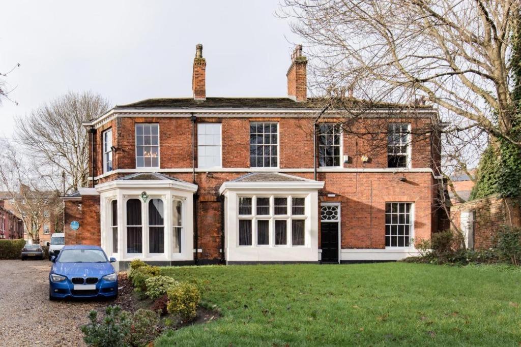 The Deakin At Claremont Serviced